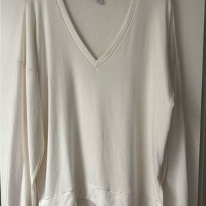 Beyond Yoga Cream V-Neck Long Sleeve